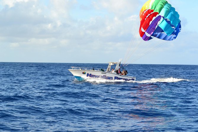 Hawaiian Parasail Since 1977 - The boat ride before your turn