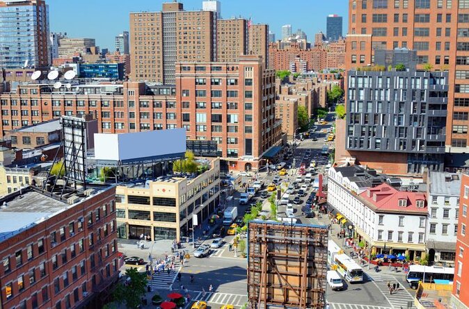 High Line and Chelsea Small Group Tour - Chelsea Market starts the morning