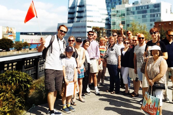 High Line and Chelsea Small Group Tour - The Meatpacking District after the park