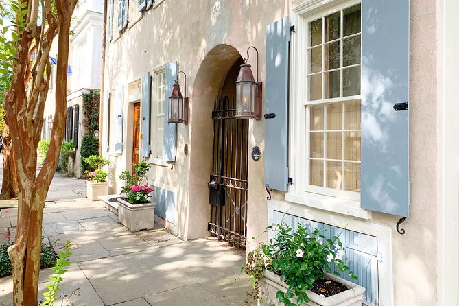 Historic Charleston Guided Sightseeing Walking Tour - Pace, weather, and what to bring