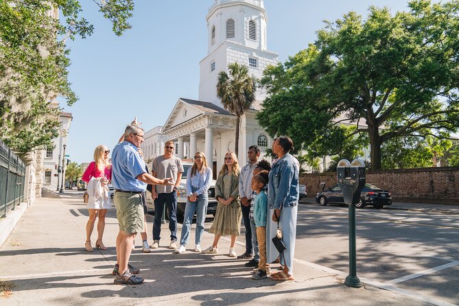Historic Charleston Walking Tour: Rainbow Row, Churches, and More - What the guides do well