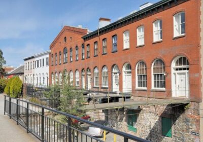Historic Savannah Guided Walking Tour