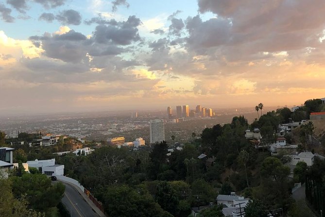 Hollywood, Beverly Hills and Celebrity Homes Open Air Van Tour - Celebrity homes and the reality of the route