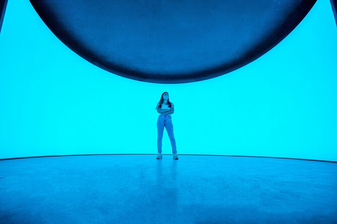 Hopscotch San Antonio Immersive Art Experience - Entering the 14-display gallery