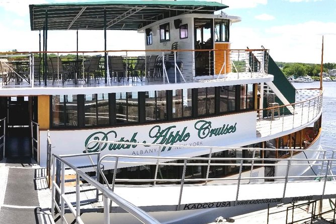 Hudson River Sightseeing Cruise from Albany - A quieter return through greener scenery