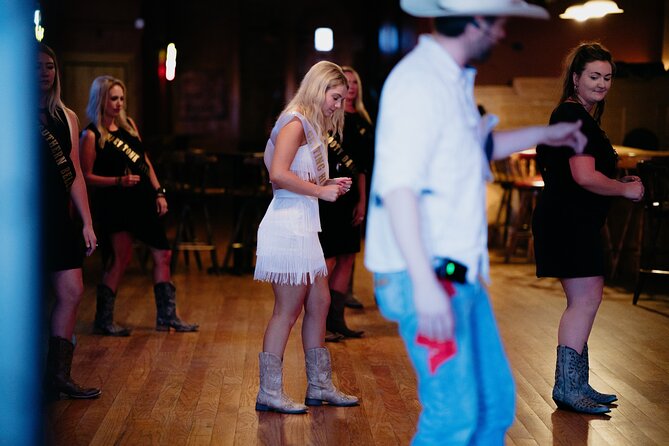 Instructor-Led Line Dancing Class with Souvenir Video - Group size, sightlines, and the best place to stand