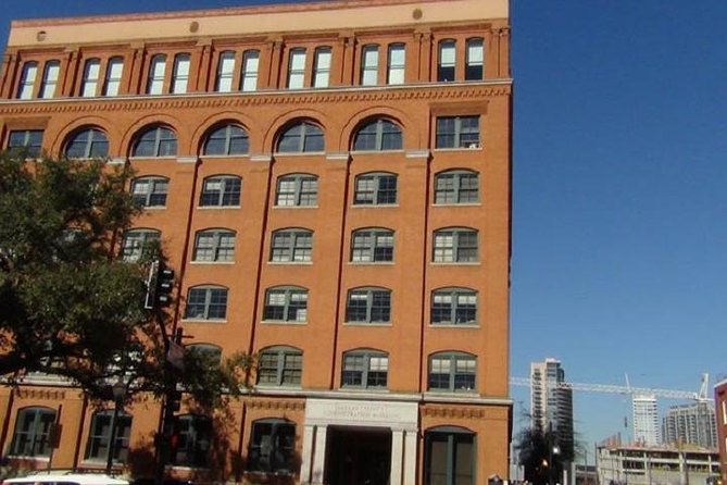 JFK Assassination Tour with Lee Harvey Rooming House - The JFK Memorial and a quieter pause