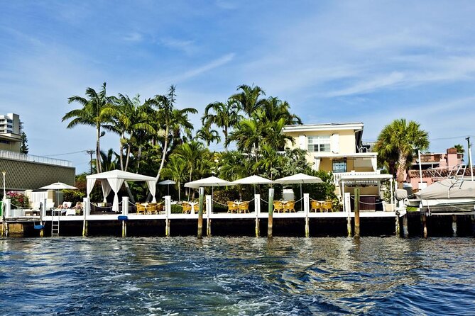 Jungle Queen Riverboat 90-Minute Narrated Sightseeing Cruise in Fort Lauderdale - Key points to know before you book