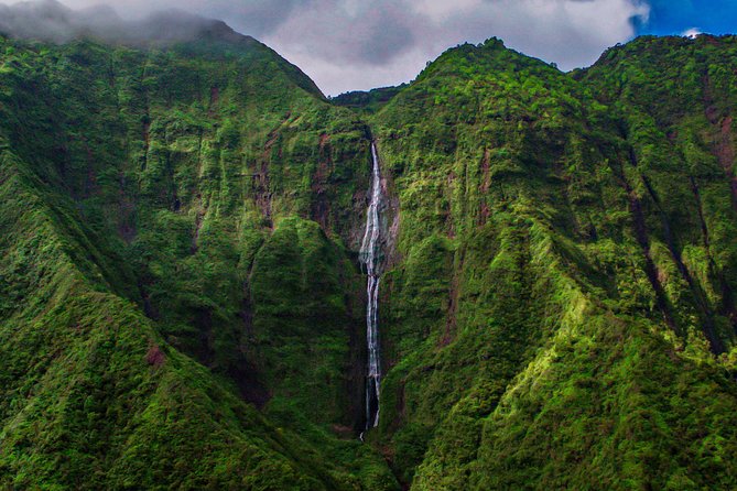 Kauai Eco Adventure Helicopter Tour - Waimea Canyon and Olokele’s red walls