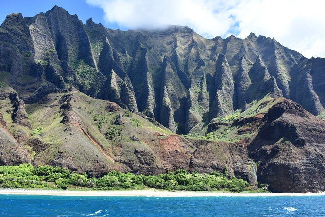 Kauai: Na Pali Coast Super Raft Snorkel Adventure - Sea caves, waterfalls, and hard-to-reach beaches