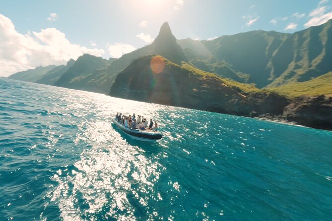 Kauai: Nā Pali Coast Zodiac Raft Expedition and Snorkeling - Snorkeling, swimming, and the limits of the promise