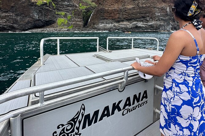 Kauai: NaPali Boat Tour on the Amelia K - Key points to know before booking