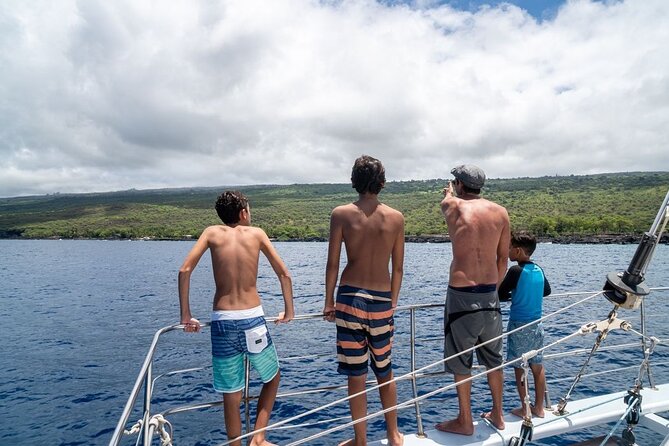 Kealakekua Bay (Captain Cook Monument) Snorkel and Sail Adventure - Arriving at the Captain Cook Monument