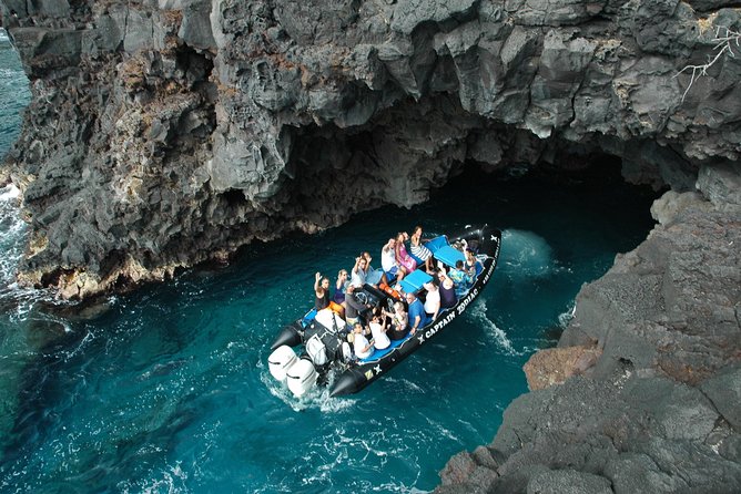 Kealakekua Bay Snorkeling Tour - 4 hour Kona Zodiac Adventure - Kealakekua Bay and its protected reef