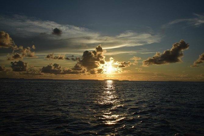Key West Small-Group Sunset Sail with Wine and Hors d'oeuvres - Why the 26-person limit matters