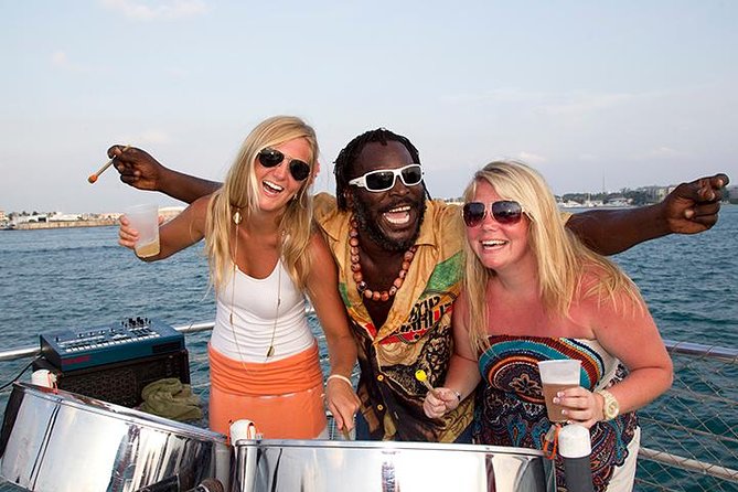 Key West Sunset Cruise: Dinner, Live Music & Drinks Included - The Key West sunset from a moving yacht