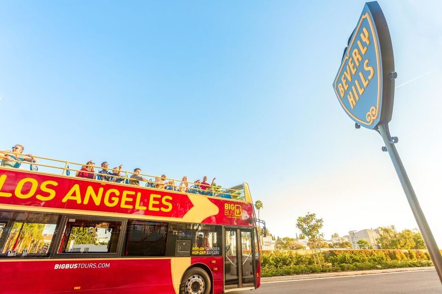 LA: Hop-on Hop-off Tour by Open-top Bus with 19 Stops - The celebrity homes add-on with Rodney or Ollie