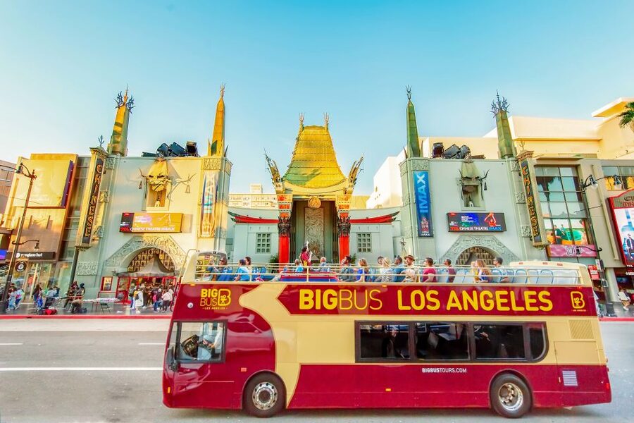 LA: Hop-on Hop-off Tour by Open-top Bus with 19 Stops - What the commentary is really like