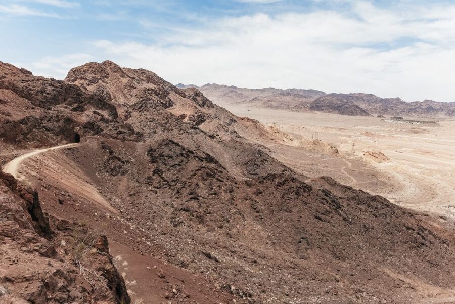 Las Vegas: 3-Hour VIP Hoover Dam Small-Group Mini Tour - Twenty-five minutes walking on Hoover Dam
