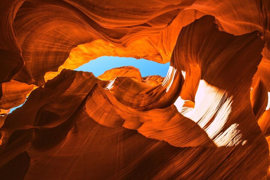 Las Vegas: Antelope Canyon & Horseshoe Bend with Lunch, WiFi - Lunch, water, and the practical middle of the day