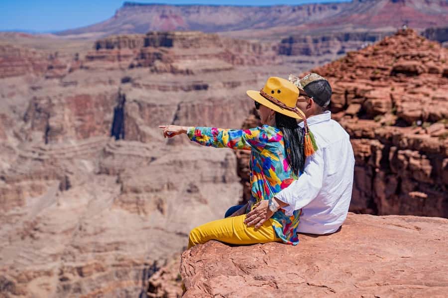 Las Vegas: Grand Canyon West, Hoover Dam & Optional Skywalk - The ride across southern Nevada and Arizona