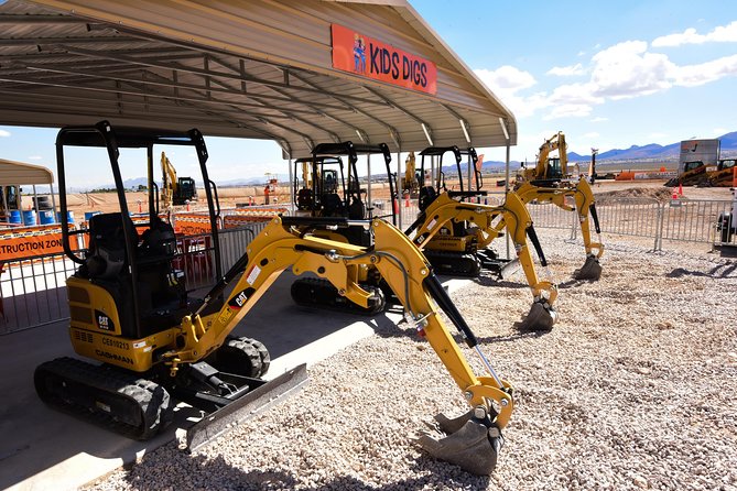 Las Vegas Heavy Equipment Playground: Dig, Push, and Play! - The memorable extras: spinning, wheelies, and a certificate