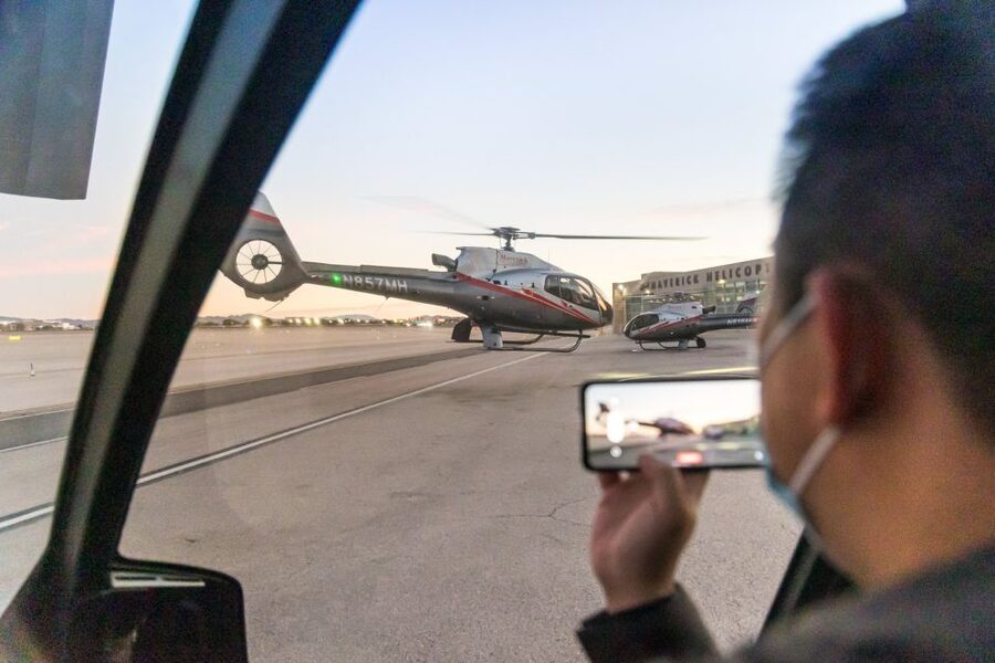 Las Vegas: Helicopter Night Flight over the Strip - Who will enjoy this most?
