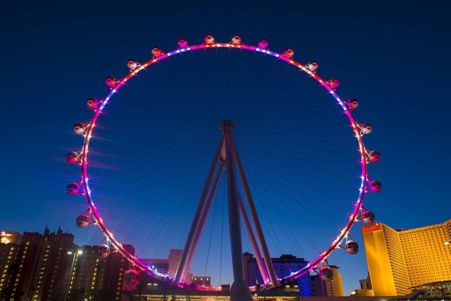 Las Vegas: High Roller Entry Ticket with In-Cabin Open Bar - Riding the High Roller above the LINQ