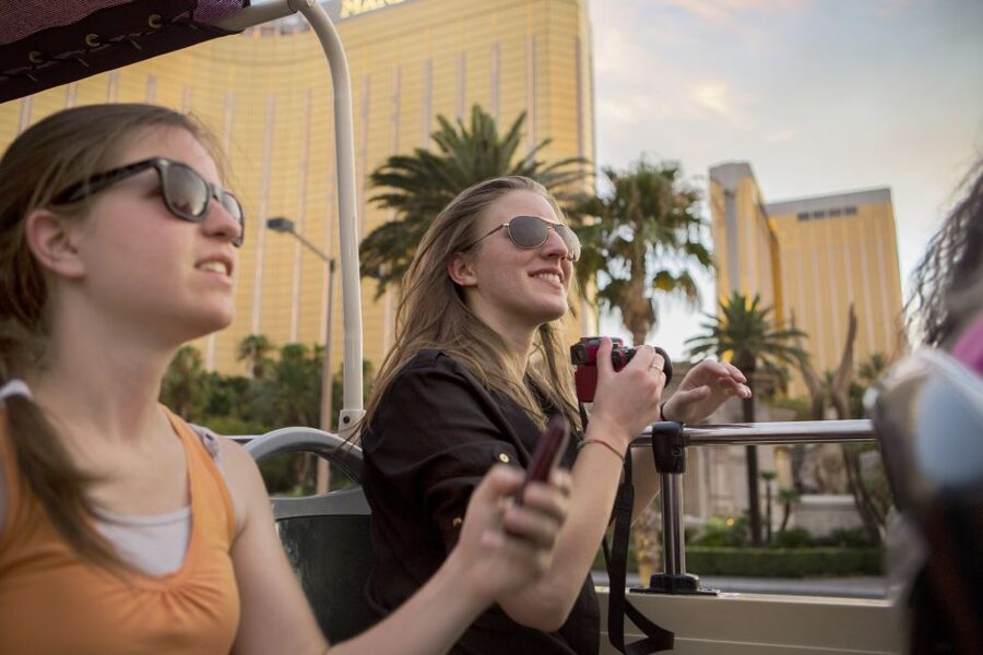 Las Vegas: Hop-on Hop-off Sightseeing Tour by Open-Top Bus - The STRAT and north Strip views