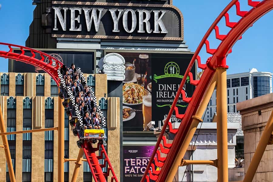 Las Vegas: New York-New York Hotel Big Apple Coaster Ride - A Manhattan skyline with a Las Vegas price tag