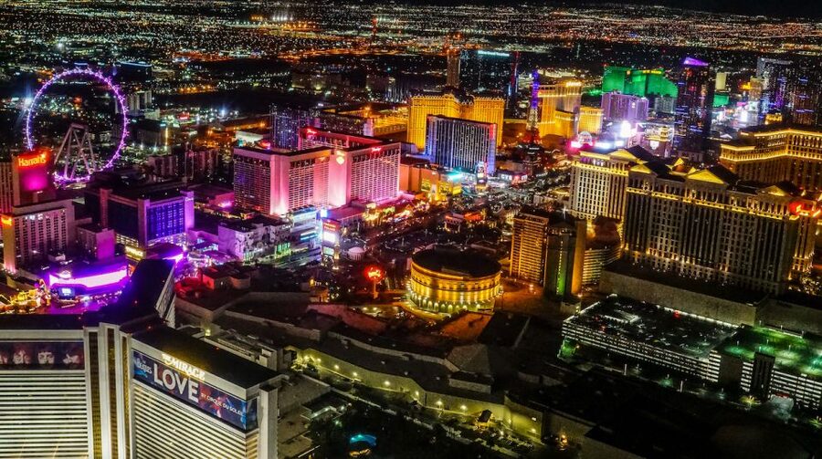 Las Vegas: Night Helicopter Flight over Las Vegas Strip - How smooth is the ride?