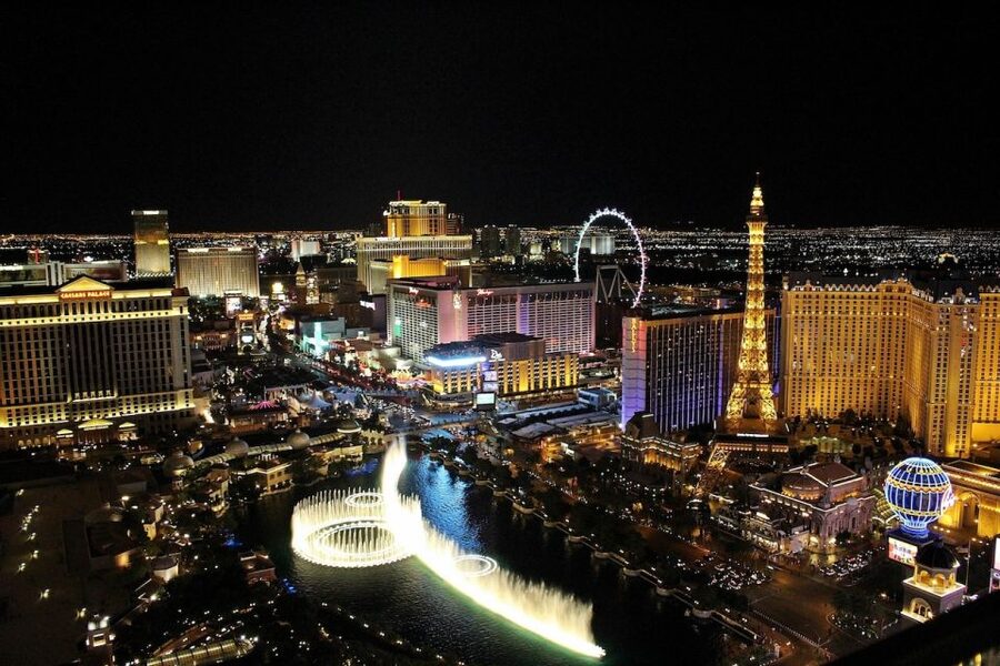 Las Vegas: Night Helicopter Flight over Las Vegas Strip - Practical tips before you book