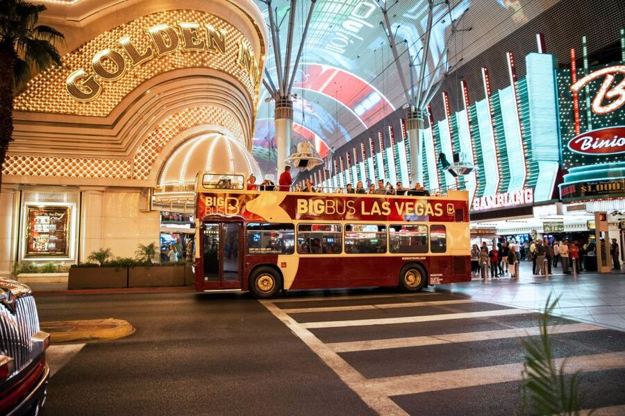 Las Vegas: Sightseeing Night Tour by Open-top Bus - Why this bus tour works best after sunset