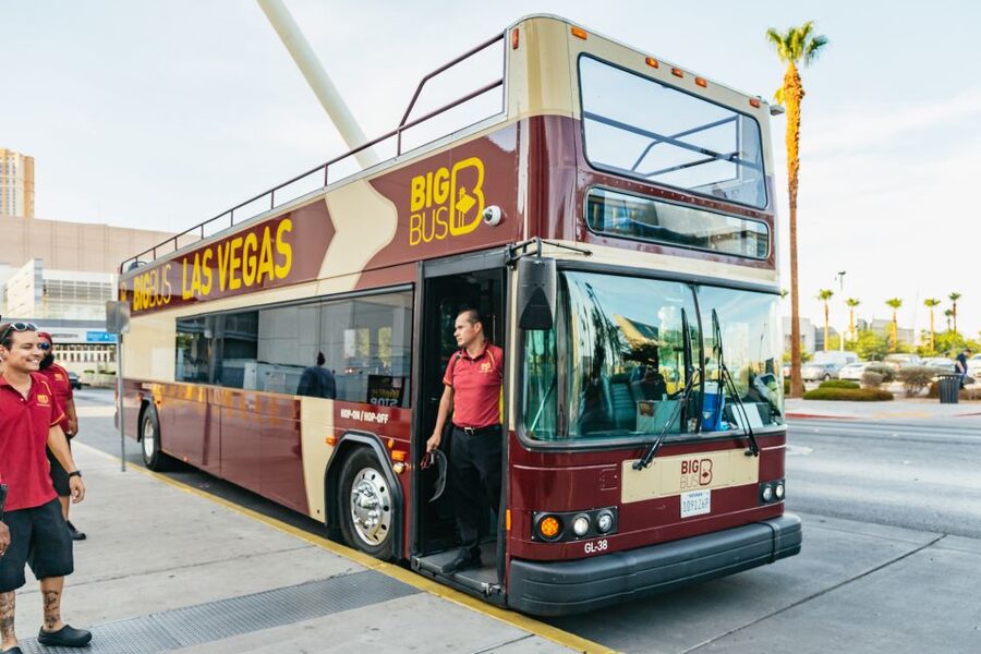 Las Vegas: Sightseeing Night Tour by Open-top Bus - Bellagio, Paris Las Vegas, and the central Strip