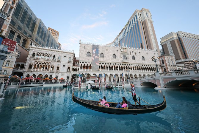 Las Vegas Super Saver: Madame Tussauds with Gondola Boat Ride - Who will enjoy this experience most