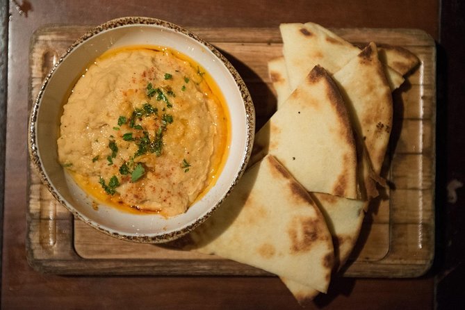 Las Vegas: The Strip's Celebrity Chefs Tour or Downtown Food Tour - What you eat Downtown