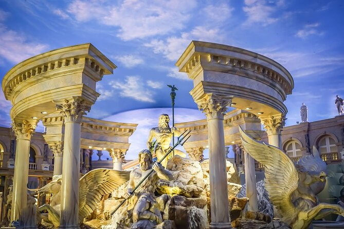 Las Vegas: The Strip's Celebrity Chefs Tour or Downtown Food Tour - Who will enjoy this food tour most