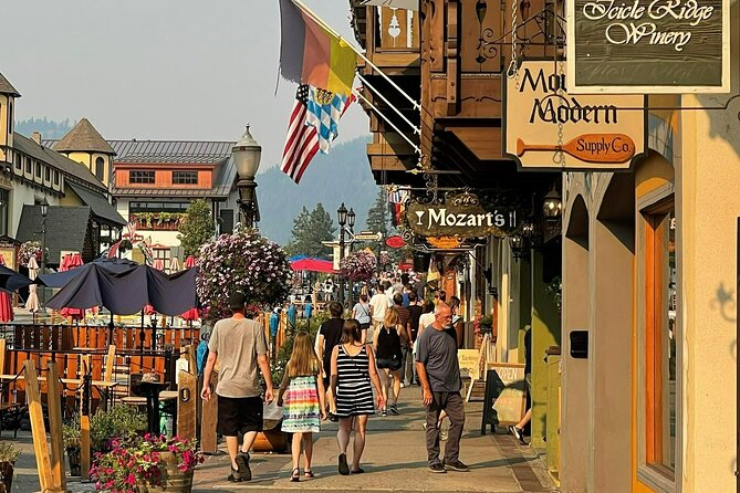 Leavenworth Exclusive Tour from Seattle - Guides, transport, and the human side of the day
