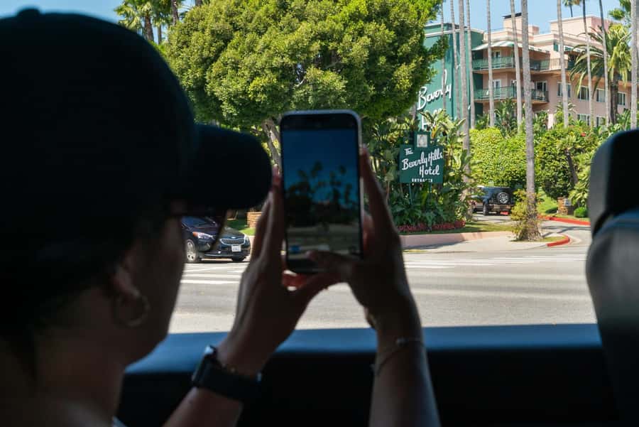 Los Angeles: Celebrity Homes and Hollywood Open-Air Bus Tour - What this Hollywood bus tour is really like
