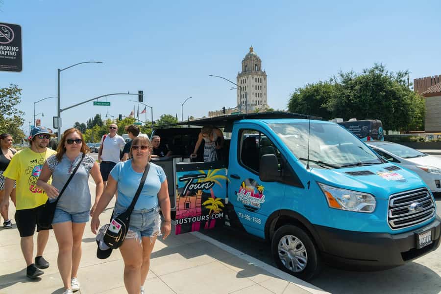 Los Angeles: Celebrity Homes and Hollywood Open-Air Bus Tour - Celebrity homes and movie locations