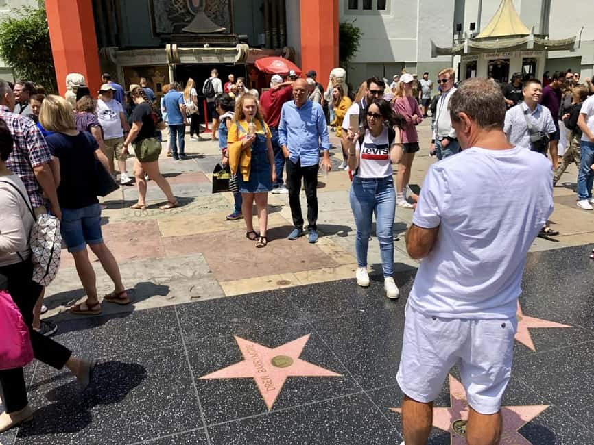 Los Angeles: Hollywood and Beverly Hills Guided Bus Tour - Sunset Strip after the shops