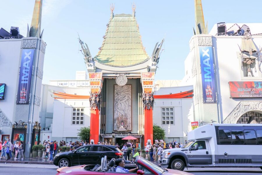 Los Angeles: Hollywood & Celebrity Homes Open-Air Bus Tour - What this two-hour Hollywood tour really gives you