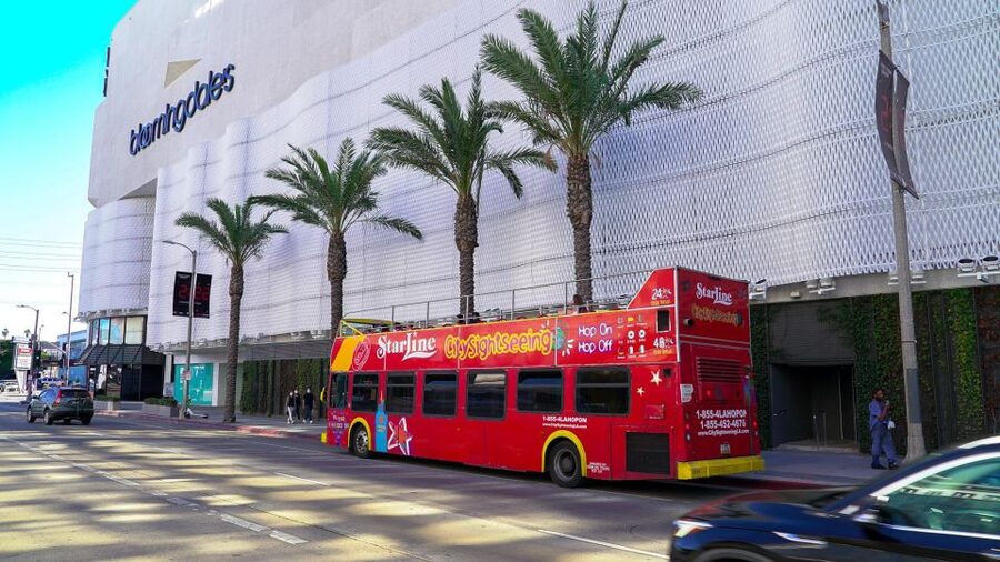 Los Angeles: Hop-On Hop-Off Bus Tour with Audio Guide - Comfort, access, and what to bring
