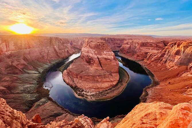 Lower Antelope Canyon and Horseshoe Bend Day Tour with Lunch - The long road to Page, Arizona