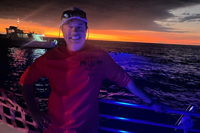 Manta Ray Night Snorkel in Kona - The water is beautiful, but it can feel cold