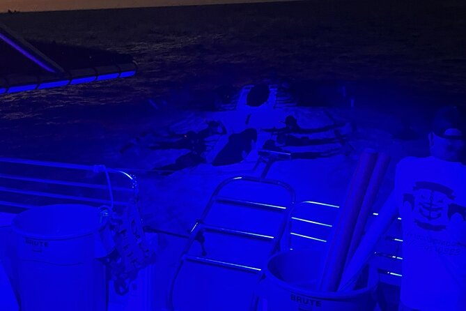 Manta Ray Night Snorkel in Kona - Reaching Garden Eel Cove before dark