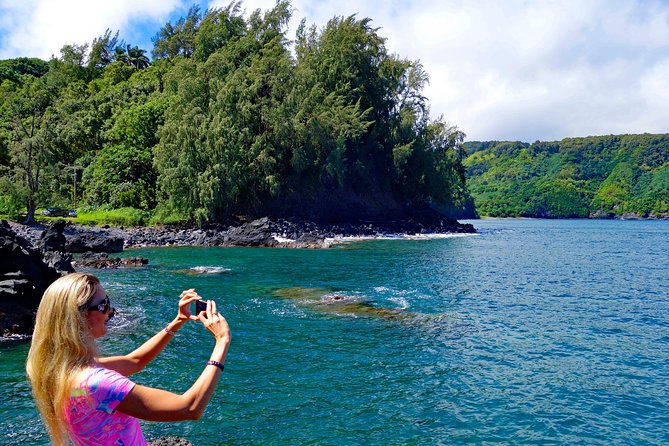 Maui: Famous Road to Hana Waterfalls and Lunch by Mercedes Van - The 5:45 a.m. start and pickup details