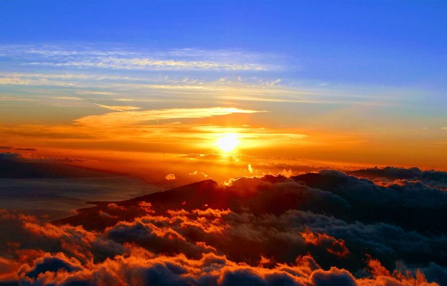 Maui: Haleakala National Park Sunrise Tour - The 2:00 AM pickup and climb to the summit