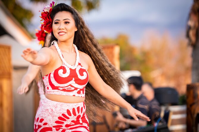 Maui Luau: Gilligans' Island Luau in Kihei - The Samoan fire dance is the finale