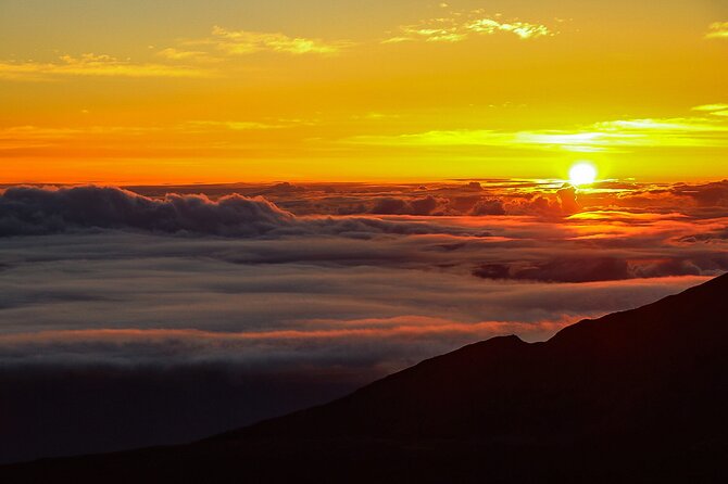 Maui: Majestic Haleakala Sunrise Tour with Pick-up - Extra park viewpoints after sunrise